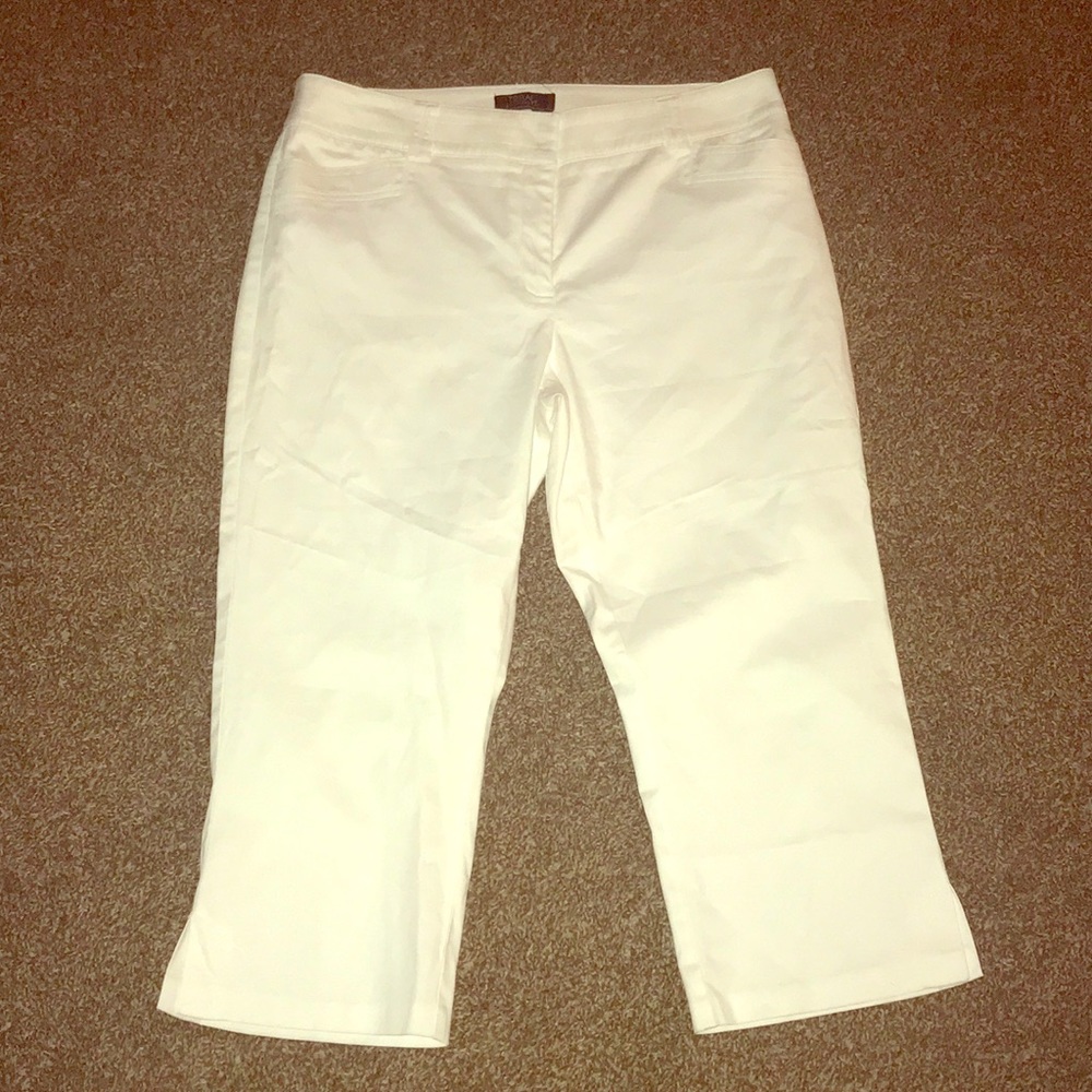 💕💕WOMENS CUTE CAPRI PANTS💕💕